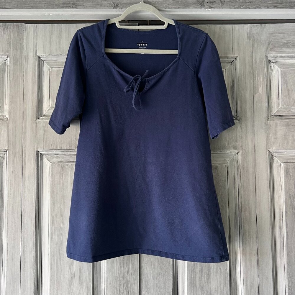 Torrid Navy Blue Short Sleeve Tee with Tie Neckline. Size 2